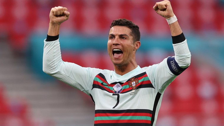 Ronaldo spreekt na recordavond zijn dankbaarheid uit