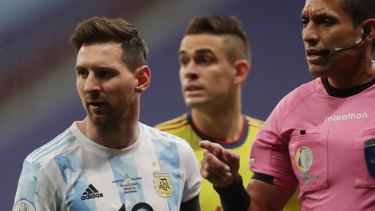 Messi gaat tekeer tegen oud-ploeggenoot na gemiste strafschop: 'Dans nu dan!'