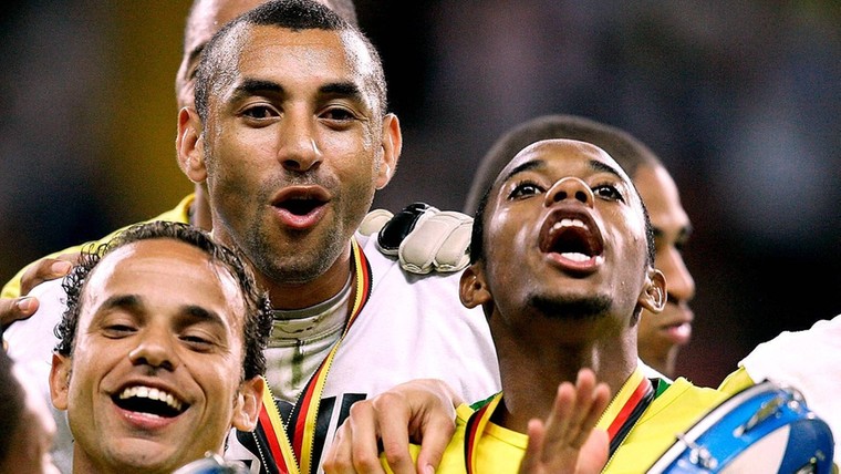 PSV-held Gomes: 'Ik keek om me heen en zag Ronaldinho en Ronaldo'