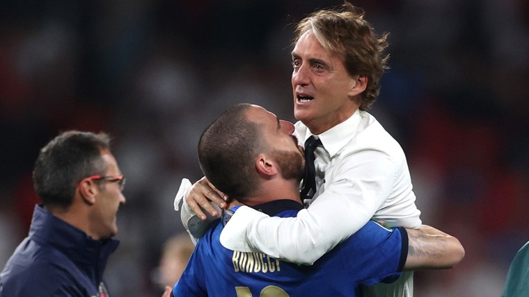 Tranen bij Mancini en vreugde bij Chiellini: 'Heel Italië verdient dit'