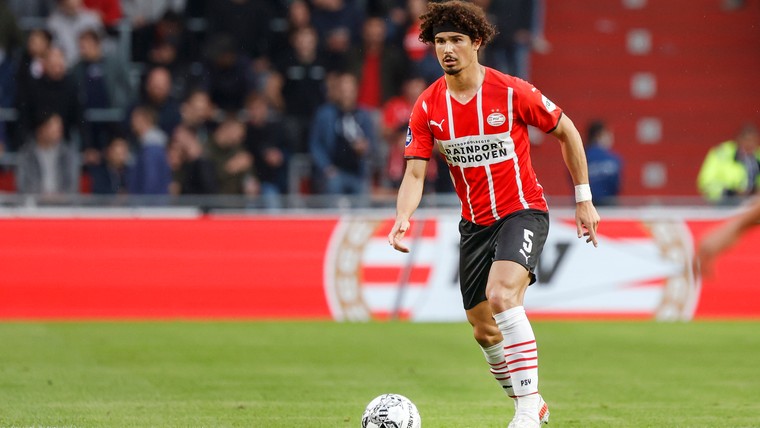 Zonder de bal te raken bewees André Ramalho zijn waarde voor PSV