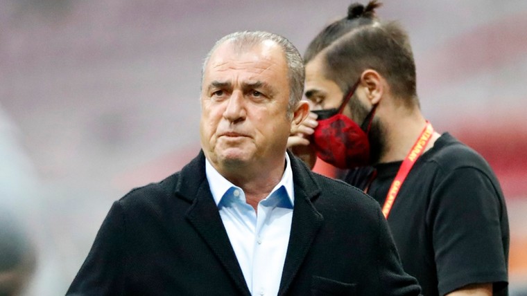 Galatasaray-trainer verklaart nederlaag en passeert Babel tegen PSV