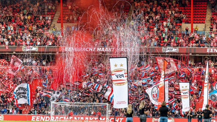Eindelijk weer uitsupporters: PSV neemt 1600 fans mee naar clash met Ajax
