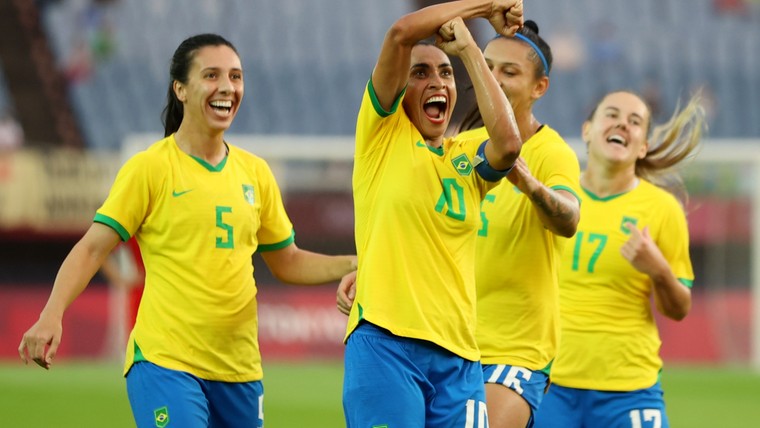 Miedema vs Marta: Oranje Leeuwinnen oog in oog met Braziliaanse superster (35)