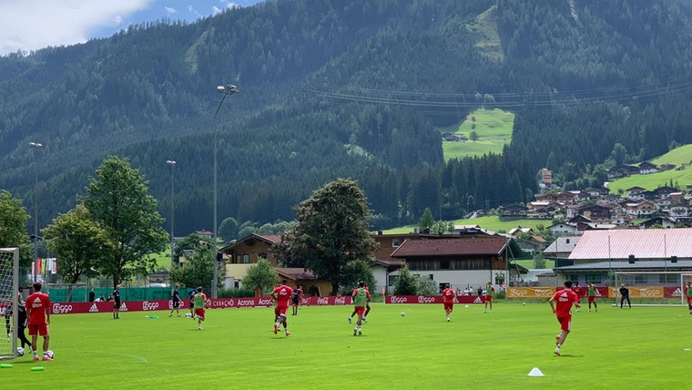 Ajax in de Alpen: juiste kleding, de prestatiecoach en vrije middag - Voetbal International