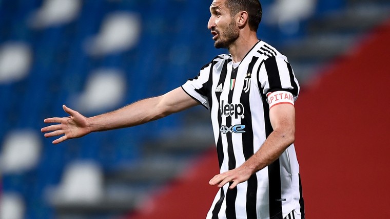 Europees kampioen Chiellini en Juventus twee jaar langer door