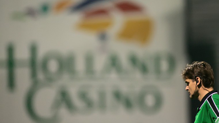 Holland Casino keert terug in het betaald voetbal