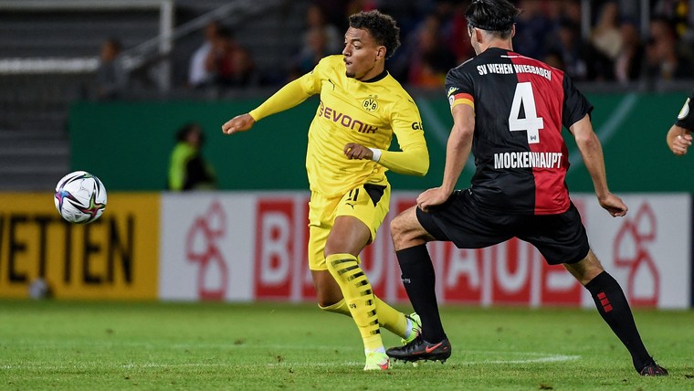 Malen ziet hattrickheld Haaland uitblinken bij Dortmund-debuut