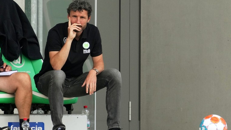 Wisselfout Van Bommel: reglementaire uitschakeling Wolfsburg dreigt