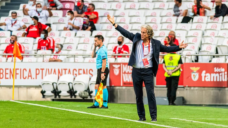 Benfica-coach blikt na 'bereiken eerste doel' al kort vooruit op PSV