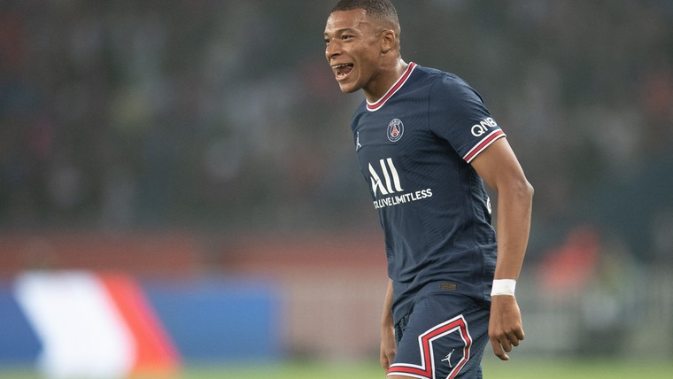 Mbappé uitgefloten: Pochettino doet alsof er niets aan de hand is