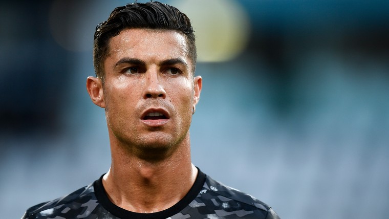 Ronaldo verbreekt de stilte en sluit terugkeer naar Real Madrid uit