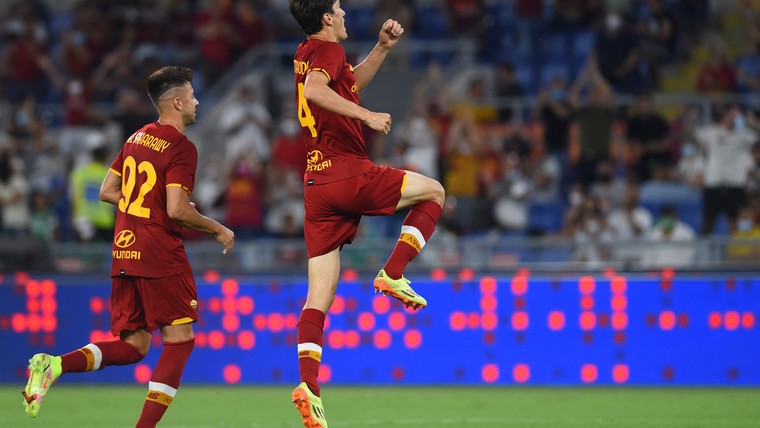 Vervanger van Dzeko helpt Roma aan zege bij debuut Mourinho