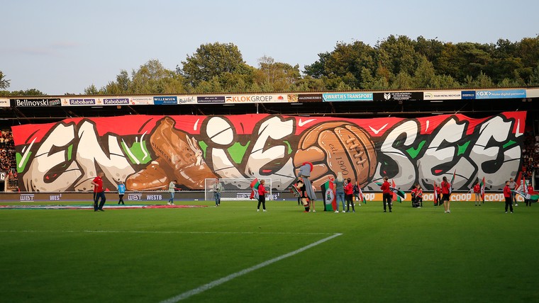 NEC nog niet helemaal klaar voor Eredivisie: buitenspeltechnologie werkt niet