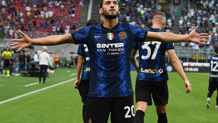 Calhanoglu leidt wervelend Inter langs Genoa, eerste doelpunt Dzeko