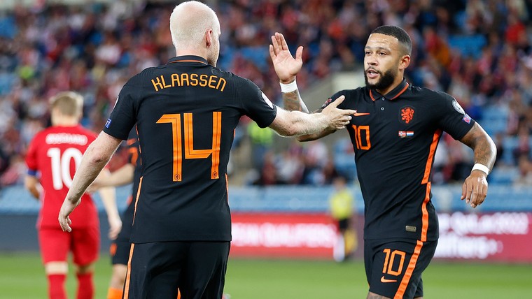 Oranje op Rapport: Klaassen lichtpunt bij teleurstellend Nederlands elftal