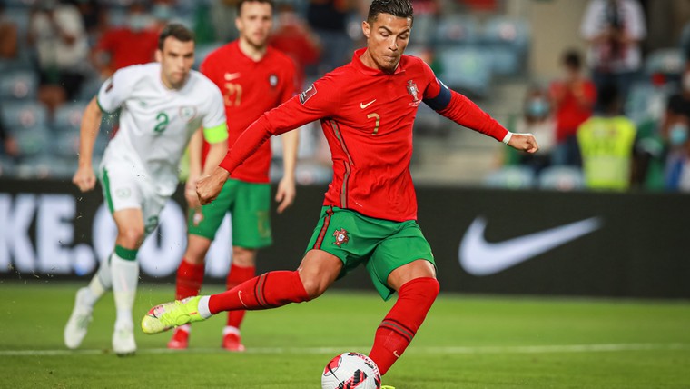Ronaldo de held van Portugal, hattrick met prachtige goals voor Zahavi
