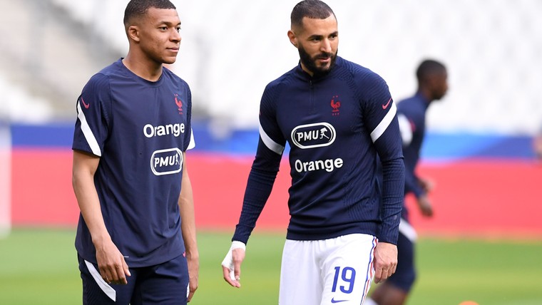 Benzema weet het zeker: Mbappé komt hoe dan ook naar Real Madrid