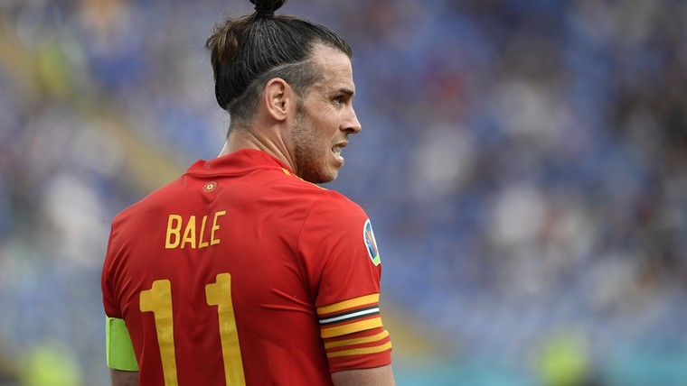Bale houdt WK-kansen Wales op de valreep in leven met hattrick