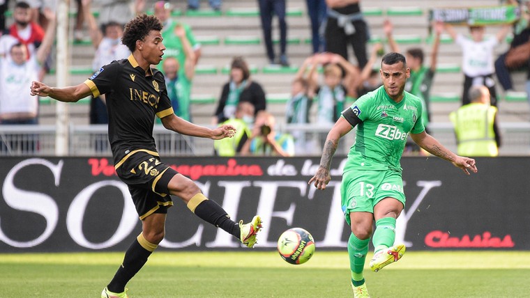 Stengs draagt met eerste goal in Ligue 1 bij aan ruime zege Nice