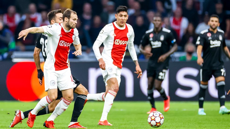 Ajax verbetert clubrecord met bliksemstart