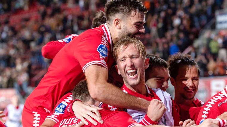 Vier voltreffers: nieuwelingen krijgen FC Twente op stoom