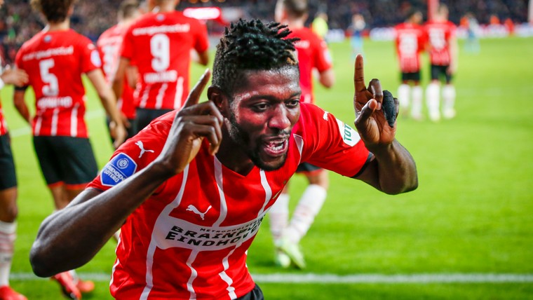 PSV winnaar van het weekeinde na 81 minuten beuken op Sparta-muur