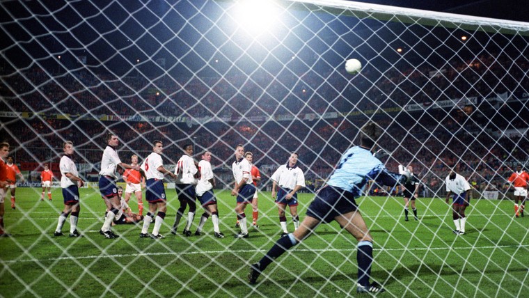 Een historische avond: Oranje naar het WK, Engeland ontploft