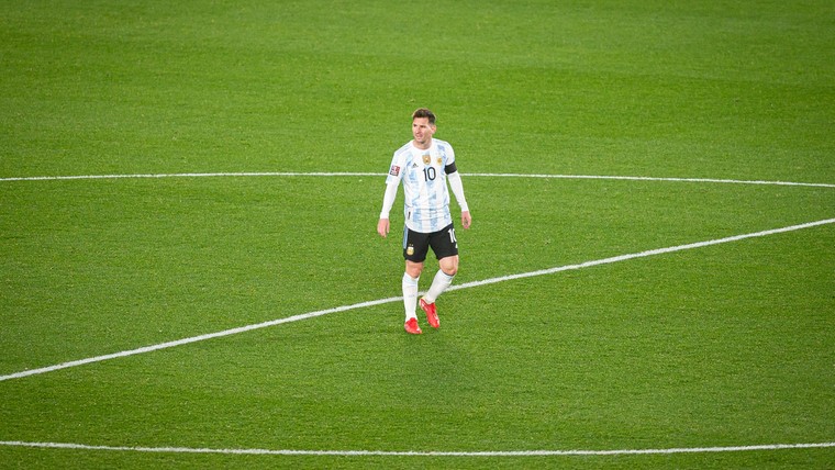 Argentinië scoort voor het eerst sinds 2019 niet, Mina blesseert Suárez