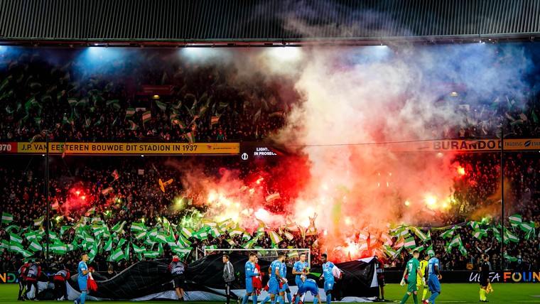 UEFA deelt Feyenoord voor de vierde keer dit seizoen boete uit