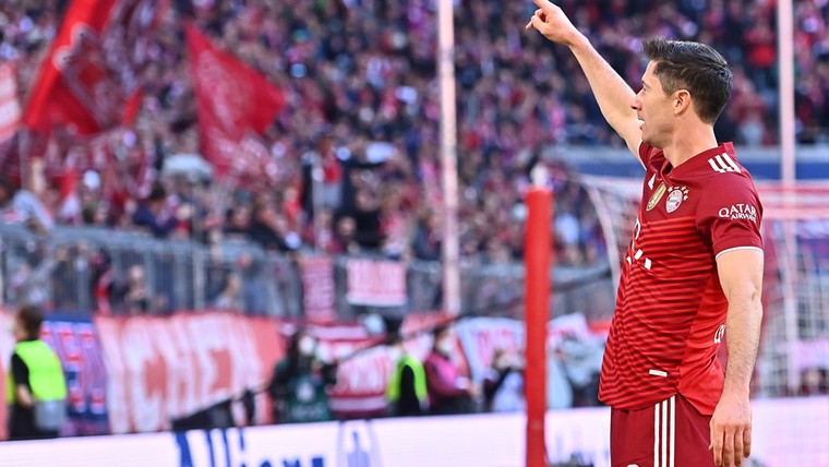 Lewandowski zet jacht op volgend Gerd Müller-record voort tijdens makkie Bayern