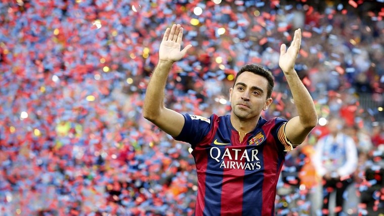'Xavi gaat bij Barcelona minder verdienen dan in Qatar'