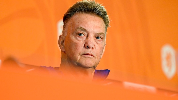 Van Gaal maakt Oranje-selectie bekend voor beslissende WK-kwalificatieduels