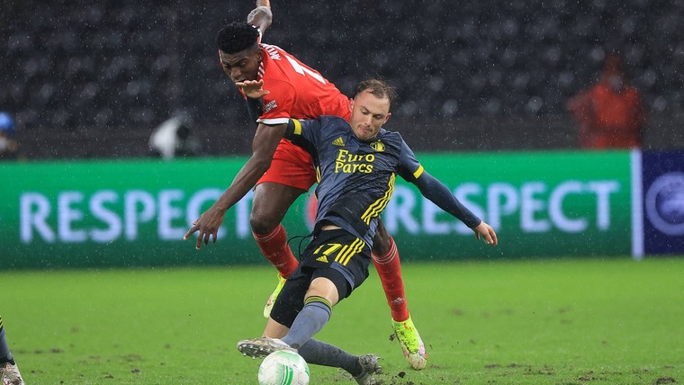 Feyenoord-uitblinker Aursnes is geduldig: 'Wat kan ik eisen?'