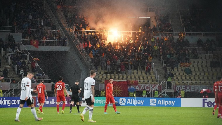 Noord-Macedonië houdt na zinderende slotdag hoop op WK-primeur