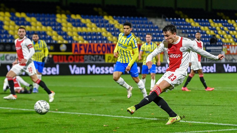 Elftal van de Week: Sangaré grote man, Ajax en Feyenoord goed vertegenwoordigd