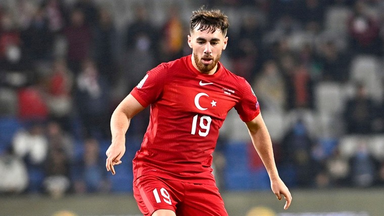 Nieuwe bondscoach ontfermt zich over Kökcü: 'Zijn komst is goed voor mij'