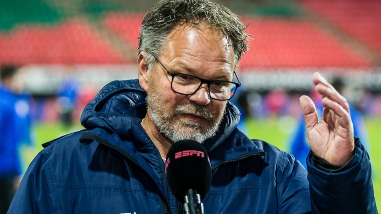 Henk de Jong grapt: 'Ajax moet natuurlijk niet verder uitlopen'