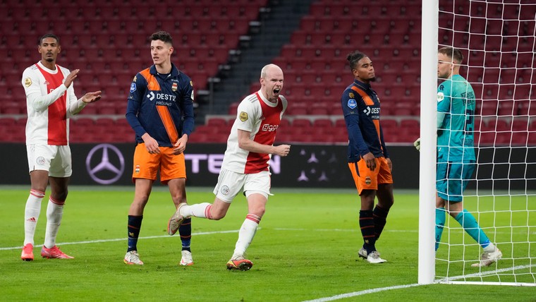 Dominant Ajax bouwt tegen Willem II verder aan imposant doelsaldo