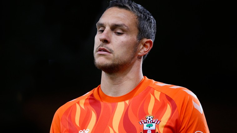 Southampton-goalie verzwijgt blessure: 'Voor mij niet te accepteren'