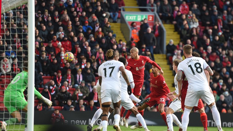 Opvallende goal bevrijdt Liverpool tegen stug Brentford