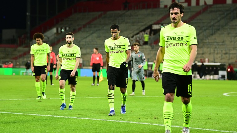 Dortmund likt de wonden na bekerdebacle: 'Hier zijn geen excuses voor'