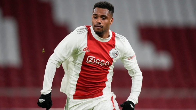 Ajax ondanks gemiste strafschop Gustafson onderuit tegen FC Utrecht