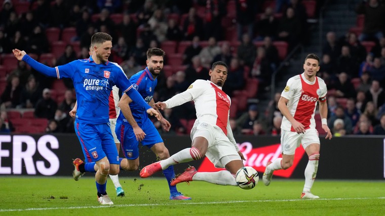 Ajax neemt revanche op FC Twente via hattrickheld Haller 