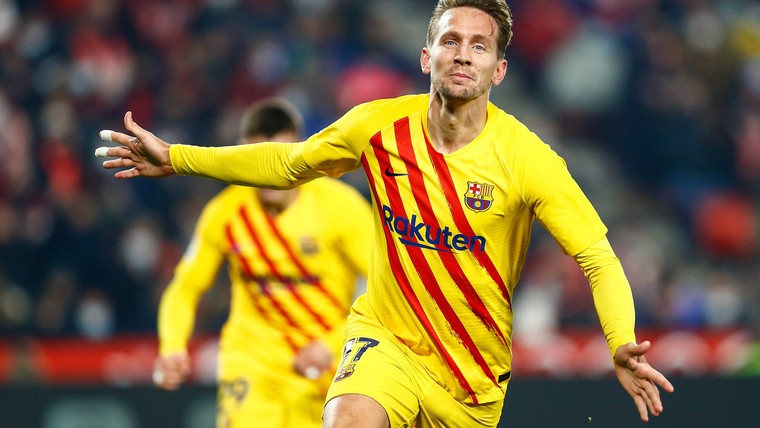 Supersub Luuk de Jong houdt Barça op vierde plek met late goal