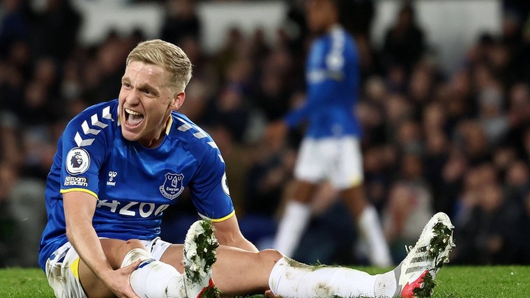 Zorgen bij Everton na vroegtijdige aftocht Van de Beek