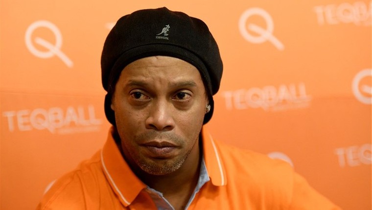 Ronaldinho kon op zijn 35ste nog niet pinnen, toppers verzamelen in Glasgow
