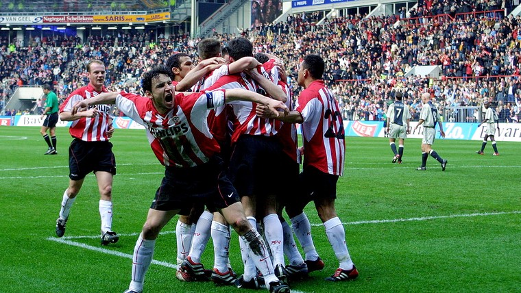 PSV's prijzenjacht: na twintig jaar zó lang in de race op zoveel fronten