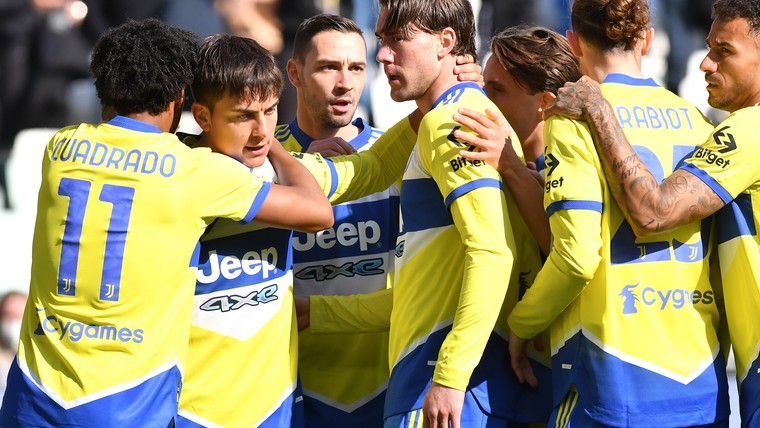 Juventus spoelt CL-kater weg dankzij goudhaantje Vlahovic