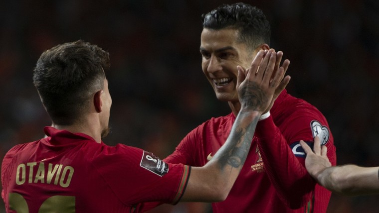 Portugal en Ronaldo halen opgelucht adem na dure misser Burak Yilmaz